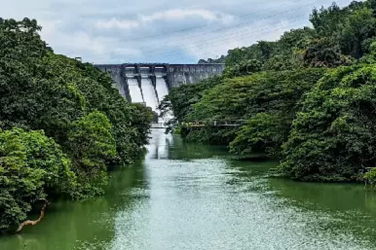 Thenmala Dam Triphills.com