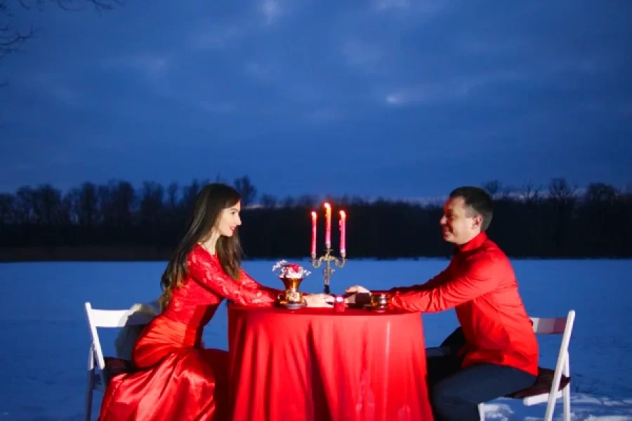 Azerbaijan couple triphills.com