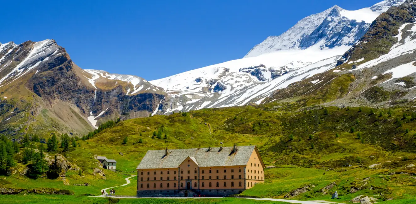 kazakistan triphills.com