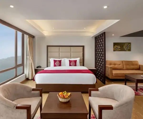 Ramada by Wyndham Gangtok Hotel (1)