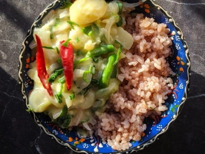 Red Rice with Kewa Datshi